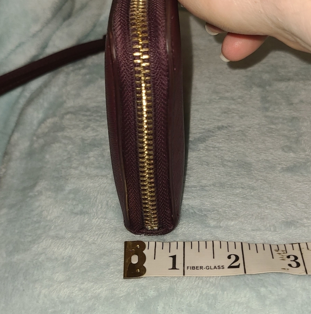 Tory Burch Long Wallet - Picture 13 of 14